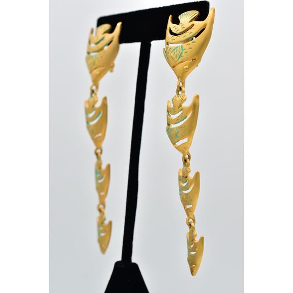 Givenchy Vintage Fish Clip On Earrings Brushed Gold Chunky Signed 1980s BinBF - Picture 2 of 12